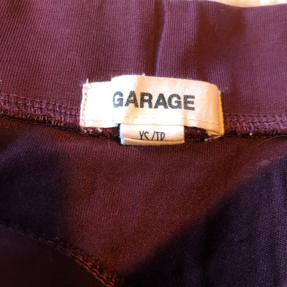 Burgundy skirt - Picture 2 of 2